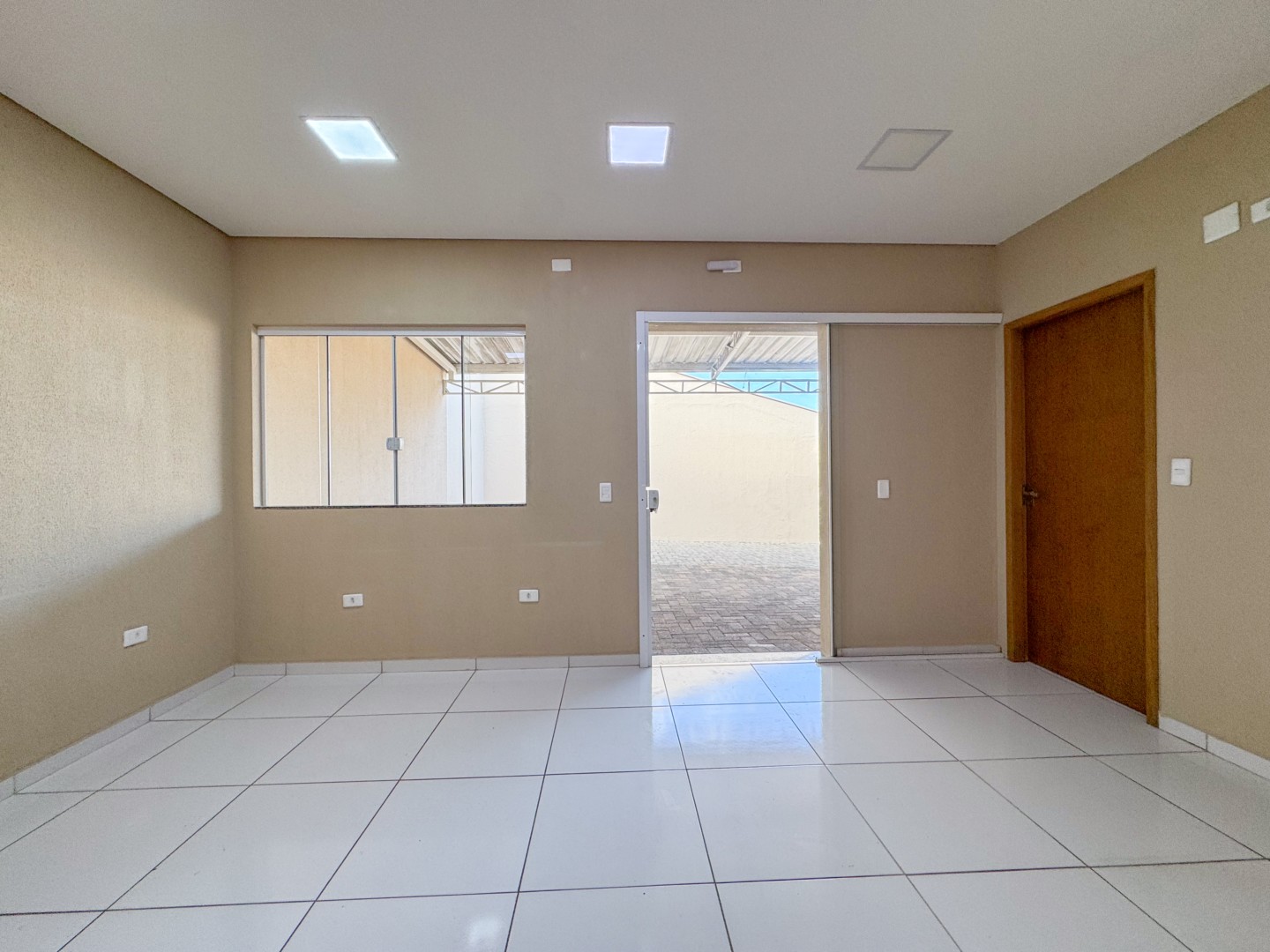 Casa Comercial para locação no bairro Jardim Londrilar de Londrina - Foto 44