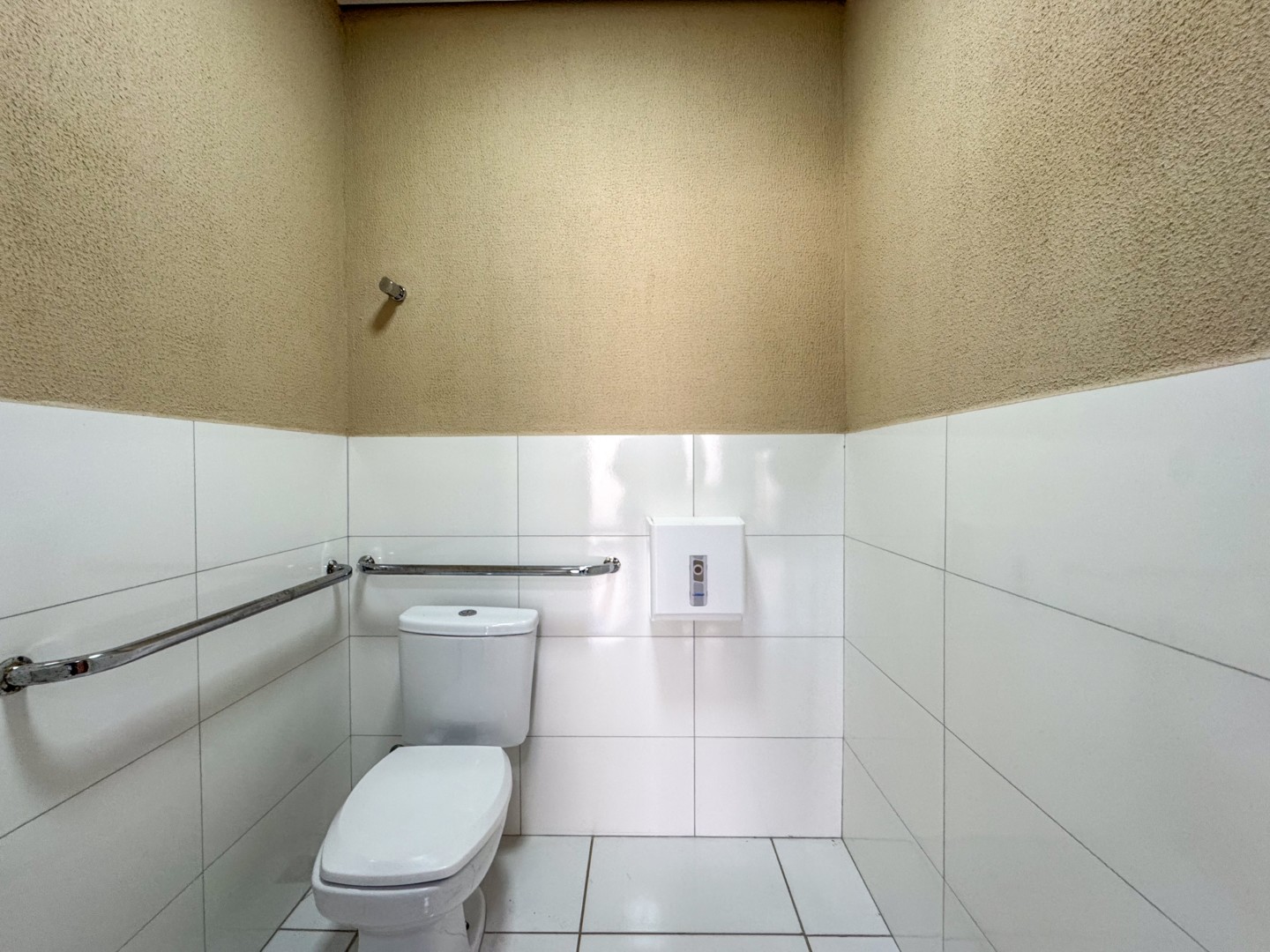 Casa Comercial para locação no bairro Jardim Londrilar de Londrina - Foto 48