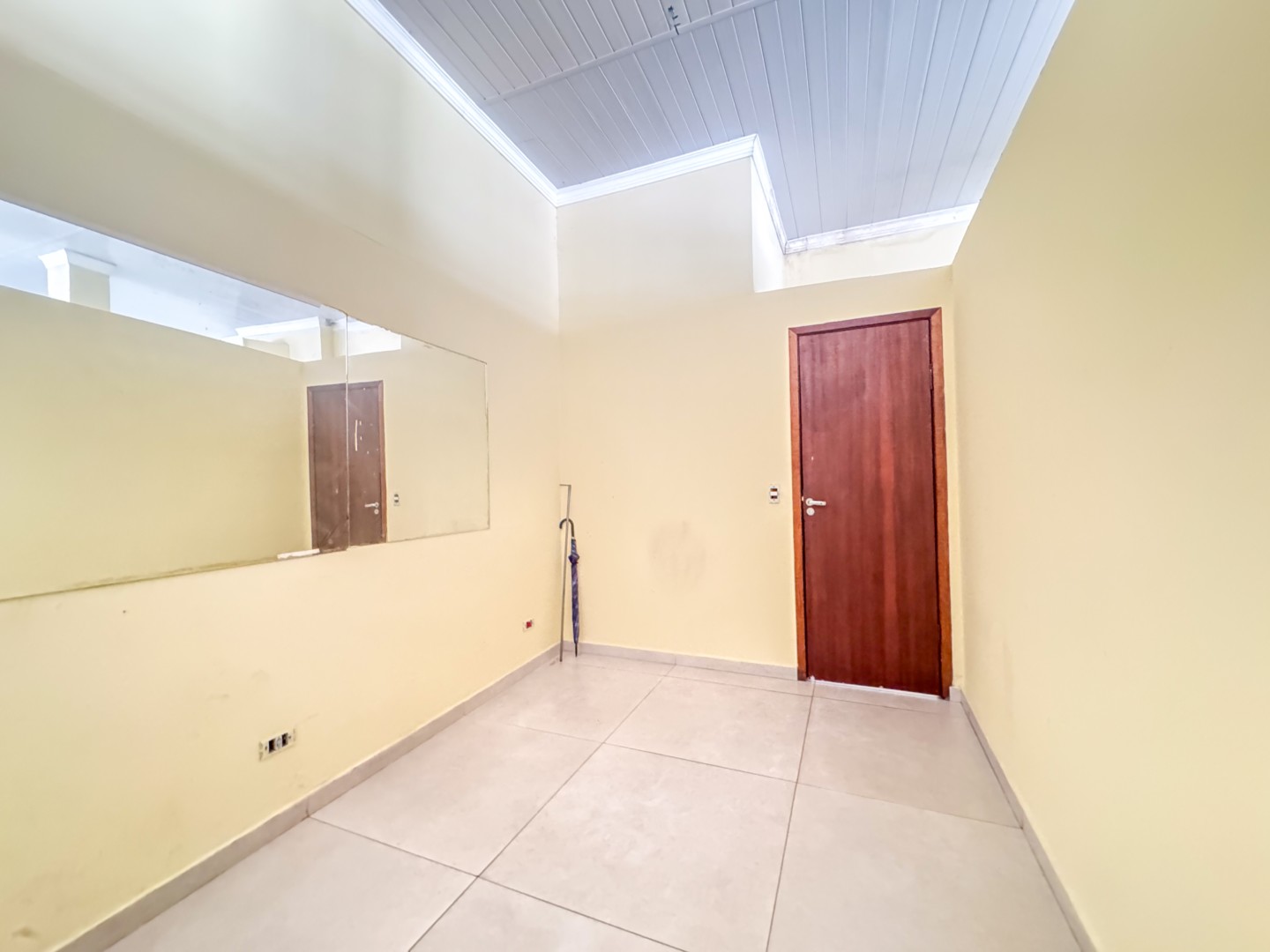 Casa Residencial para venda no bairro Professora Marieta de Londrina - Foto 9
