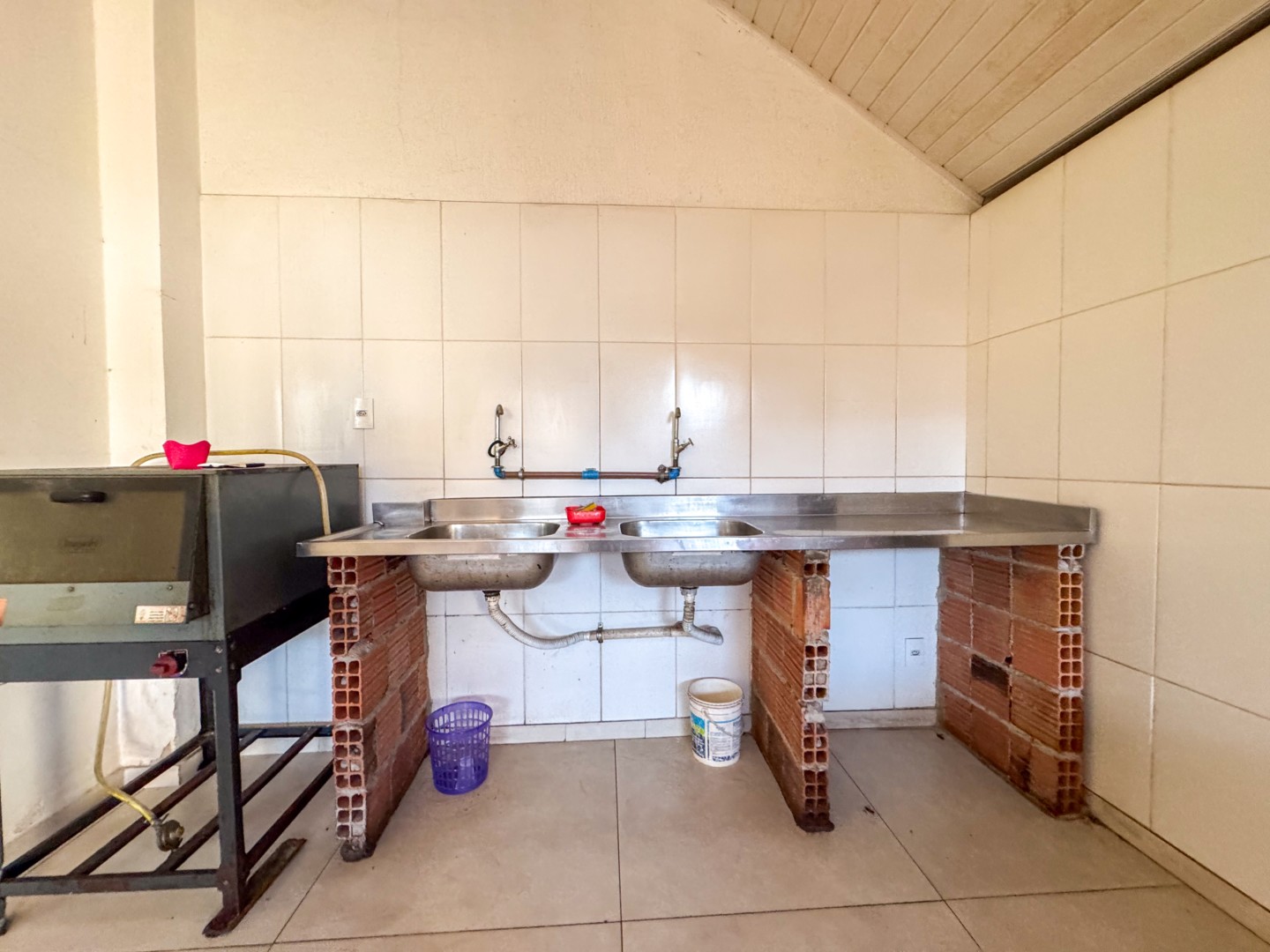 Casa Residencial para venda no bairro Professora Marieta de Londrina - Foto 14