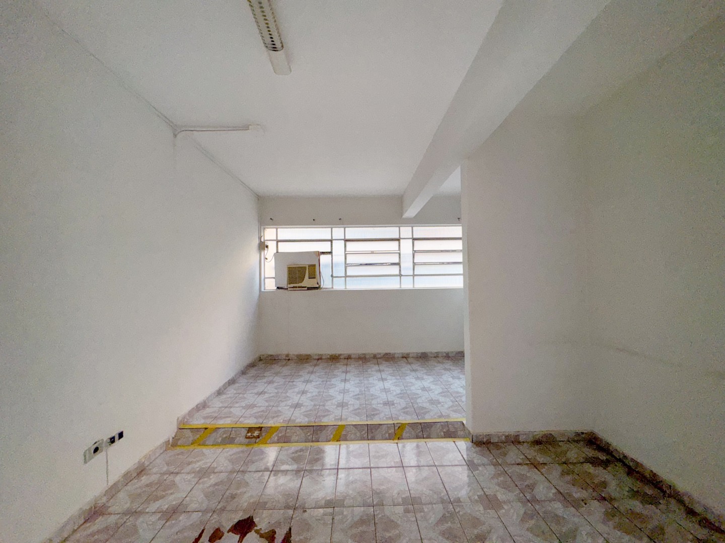 Sala para locação no bairro Centro de Londrina - Foto 36