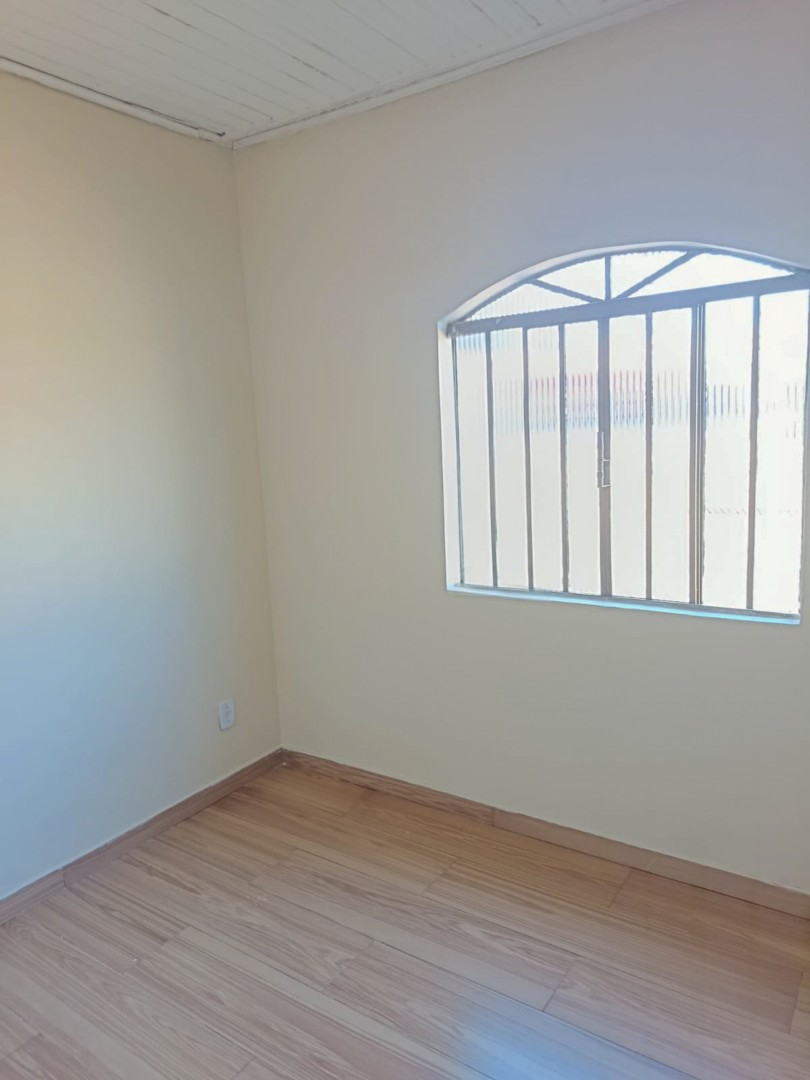Casa Residencial para locação no bairro Parigot de Souza de Londrina - Foto 8