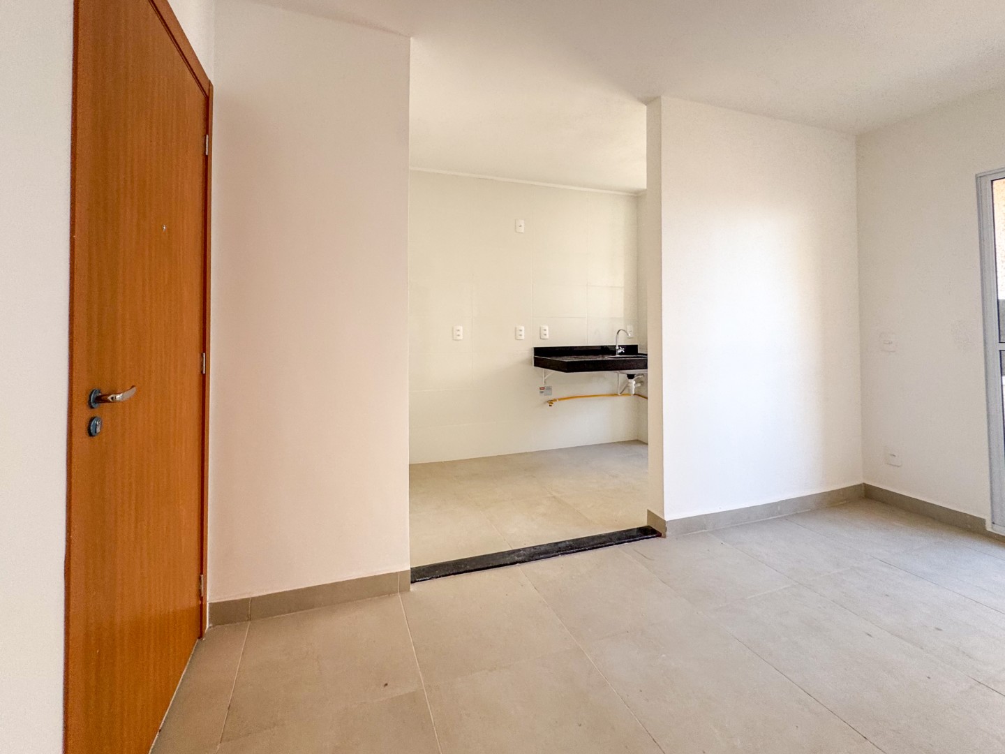 Apartamento para alugar em Cidade Industrial Ii, Londrina — Portal Chave Fácil