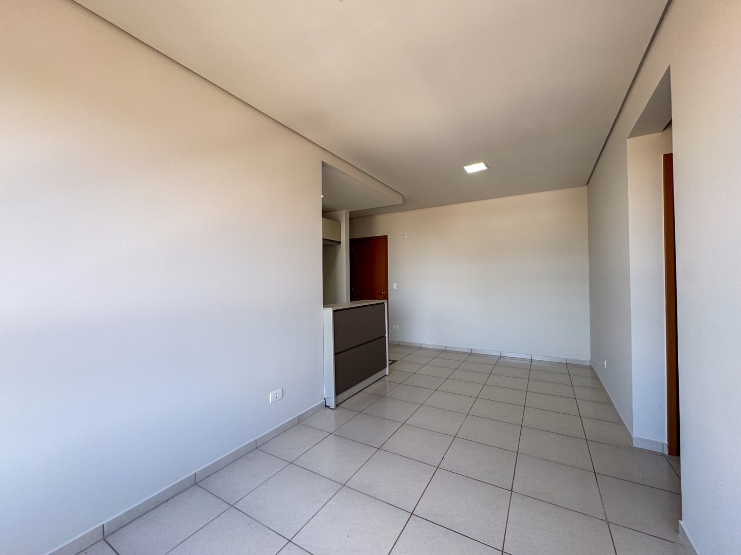 Apartamento para locação no bairro Brasil de Londrina - Foto 9