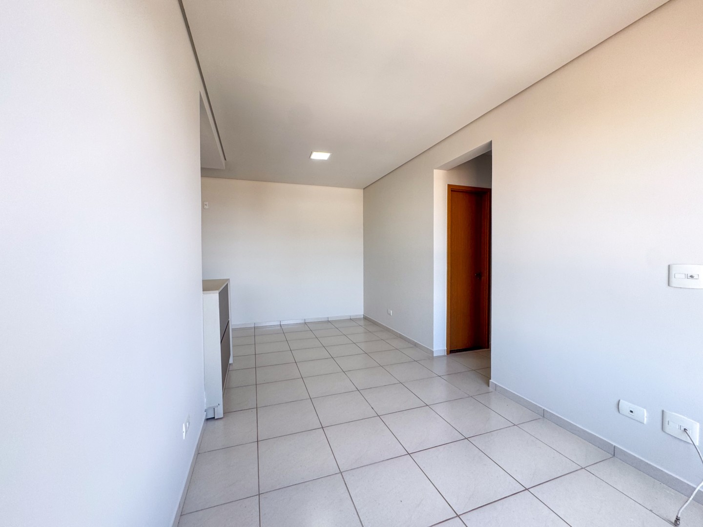 Apartamento para locação no bairro Brasil de Londrina - Foto 8