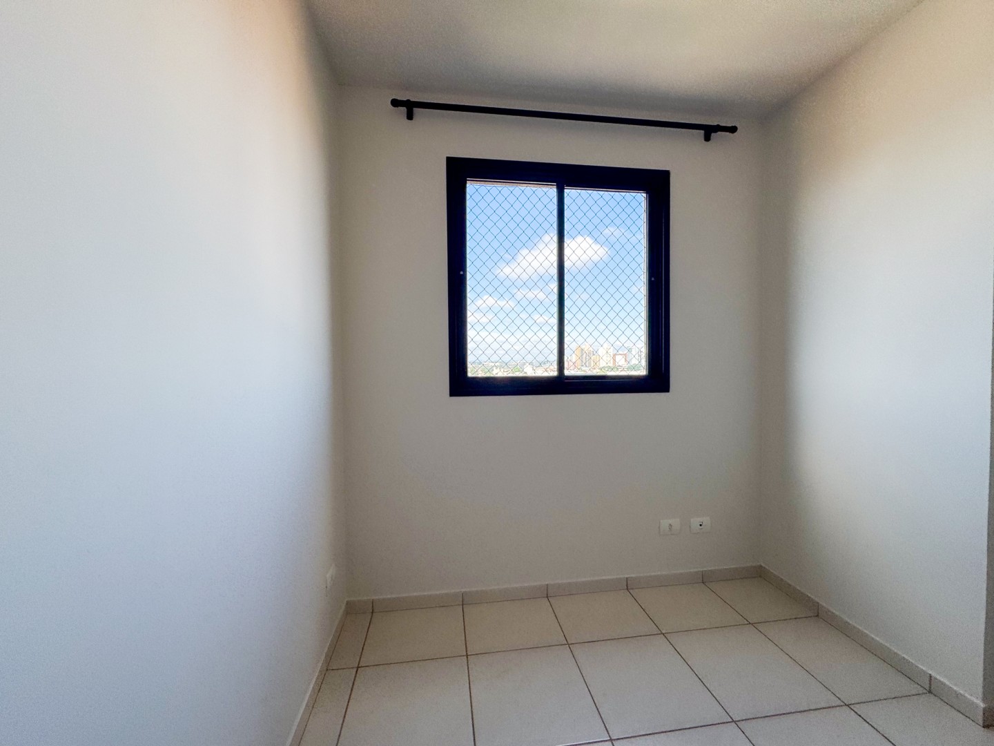Apartamento para locação no bairro Brasil de Londrina - Foto 18