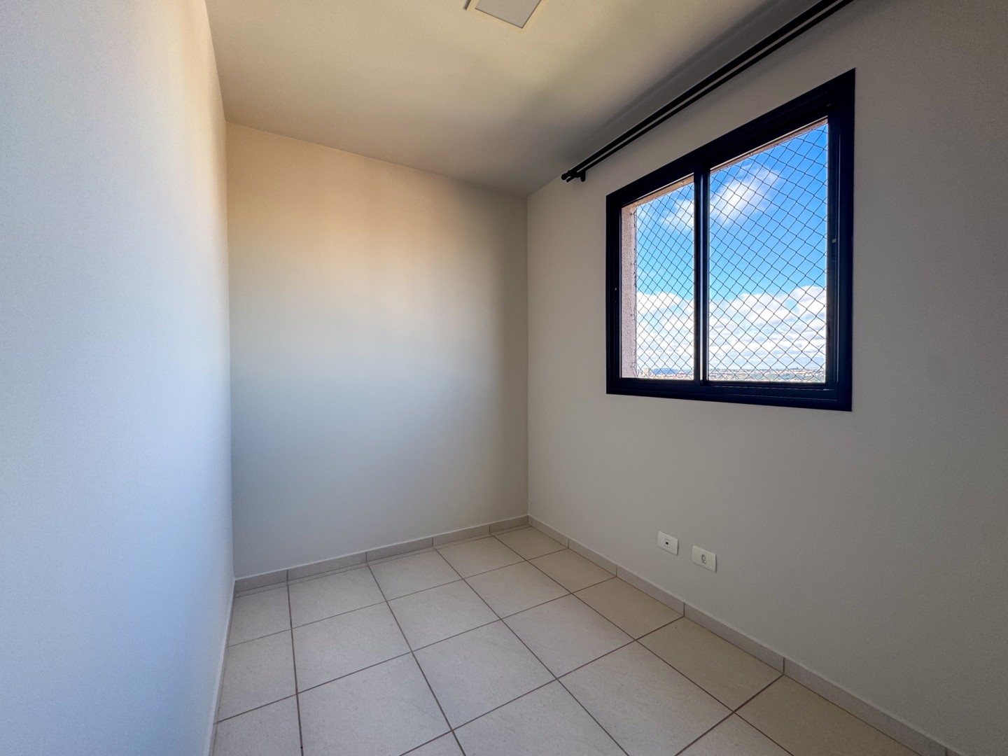 Apartamento para locação no bairro Brasil de Londrina - Foto 24