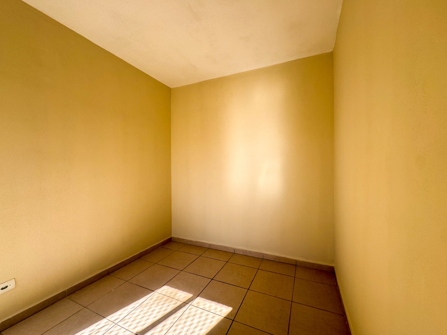 Apartamento para venda no bairro Nossa Senhora de Lourdes de Londrina - Foto 11