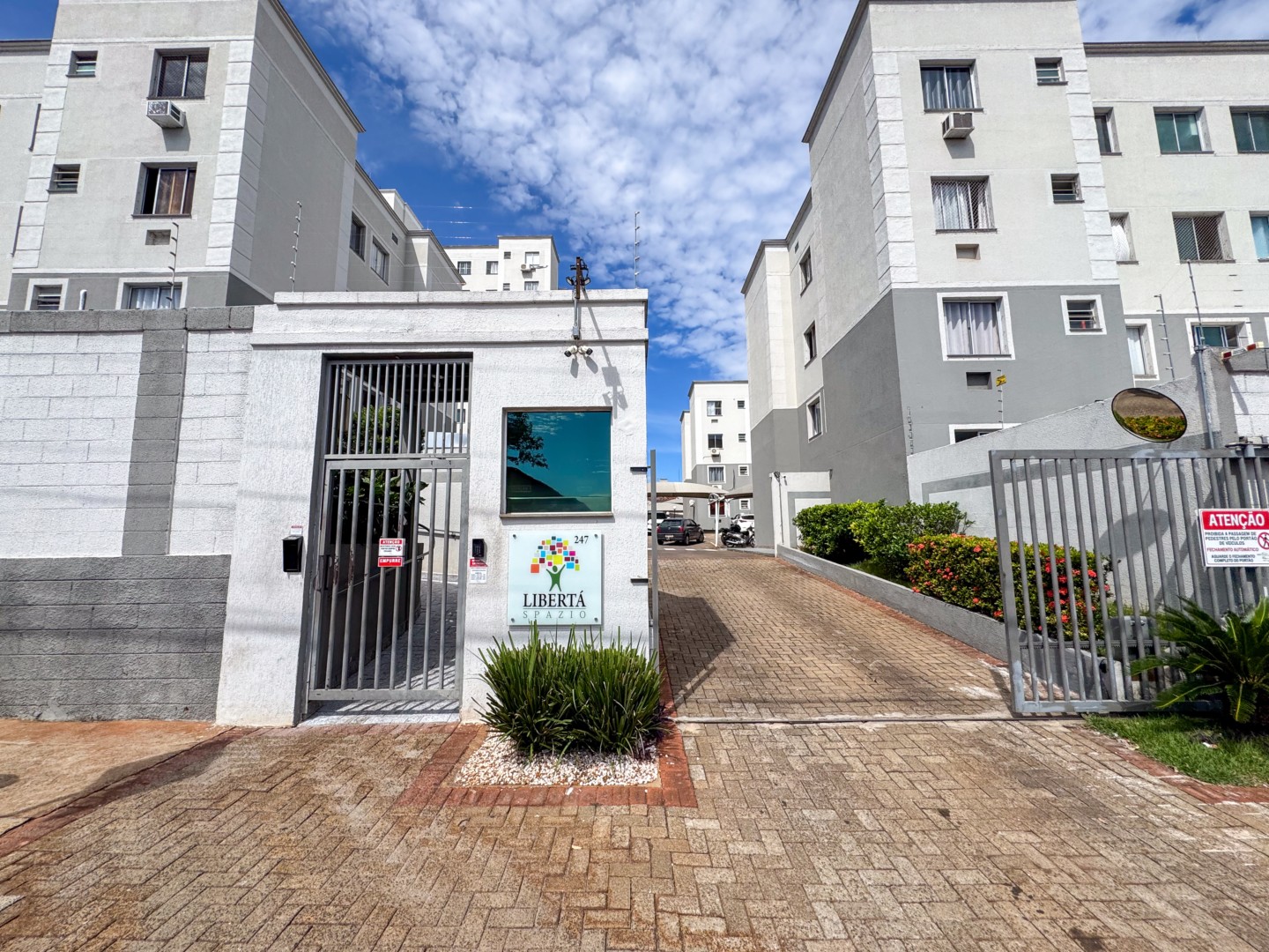 Apartamento para locacao no Centro em Londrina com 68,29m² por R$ 1.300,00  - Foto 1