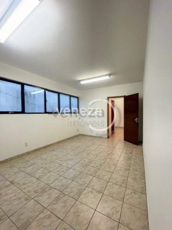 Sala para venda no Centro em Londrina com 33m² por R$ 120.000  - Foto 2