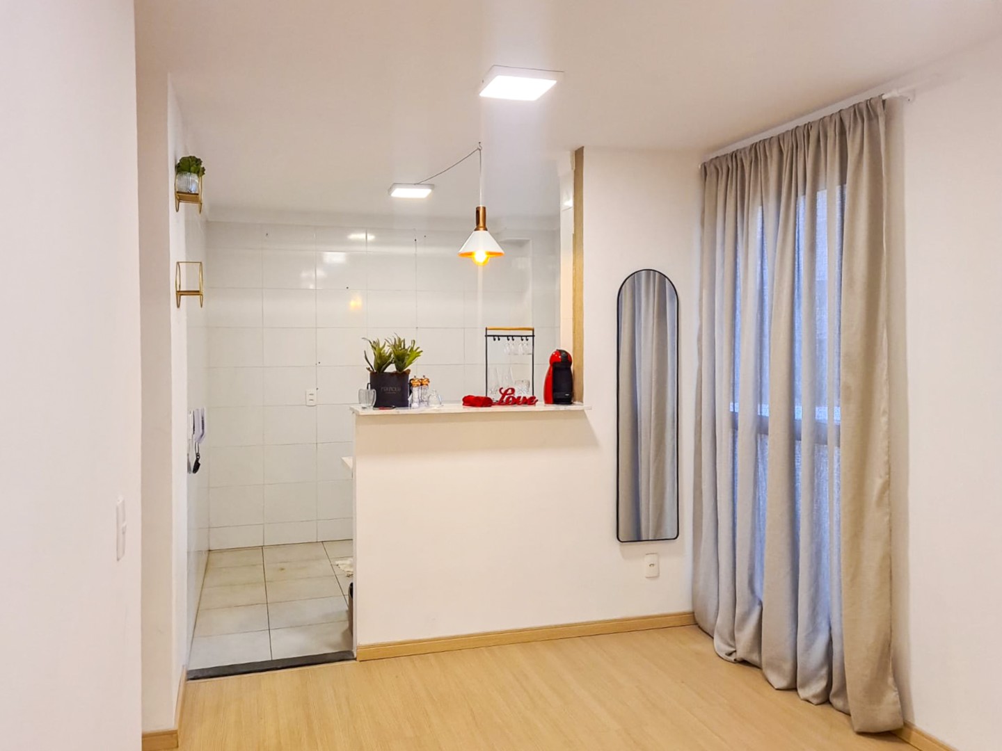 Apartamento para venda no bairro Gleba Ribeirao Limeiro de Londrina - Foto 4