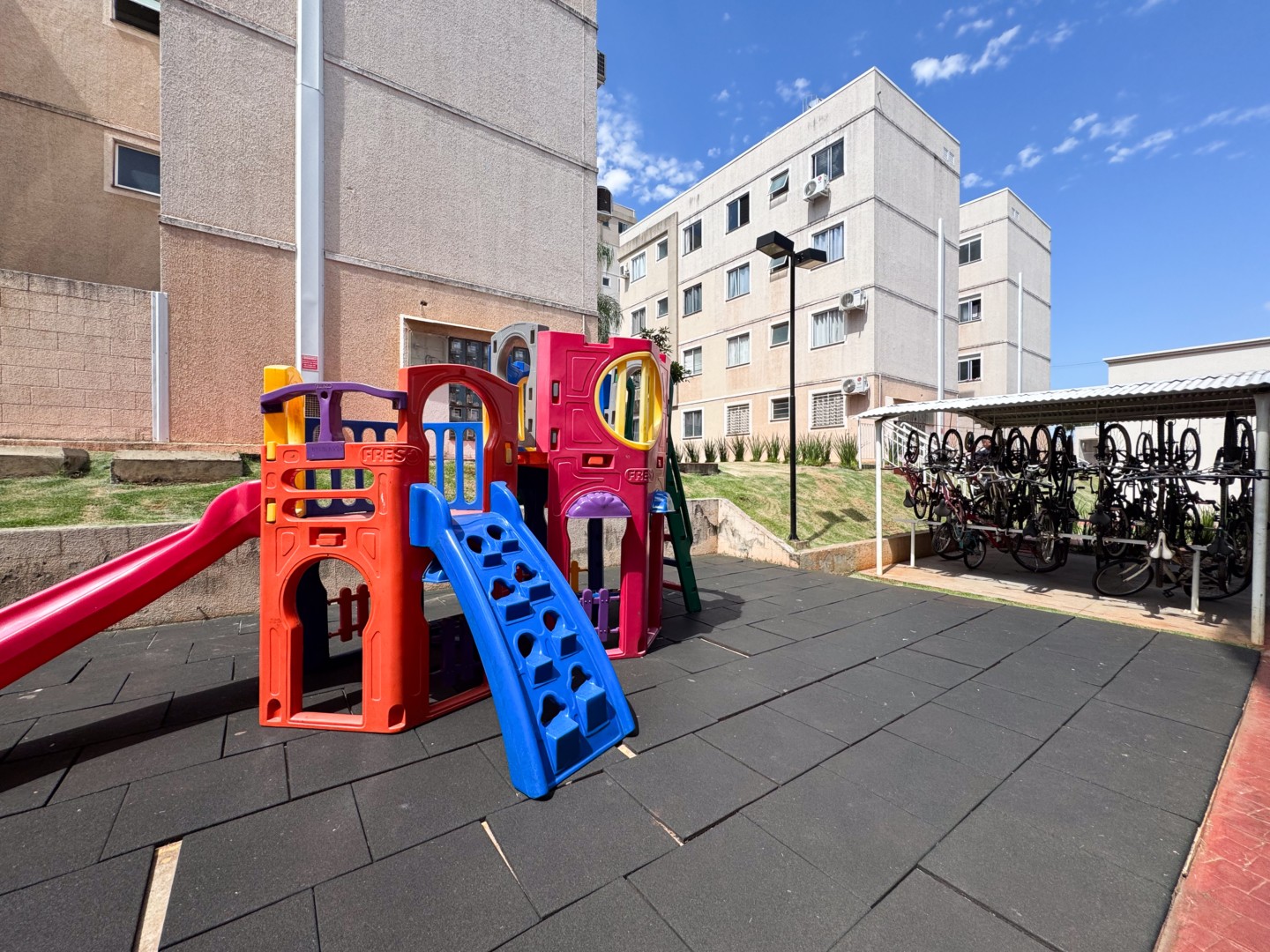 Apartamento para venda no bairro Gleba Ribeirao Limeiro de Londrina - Foto 13