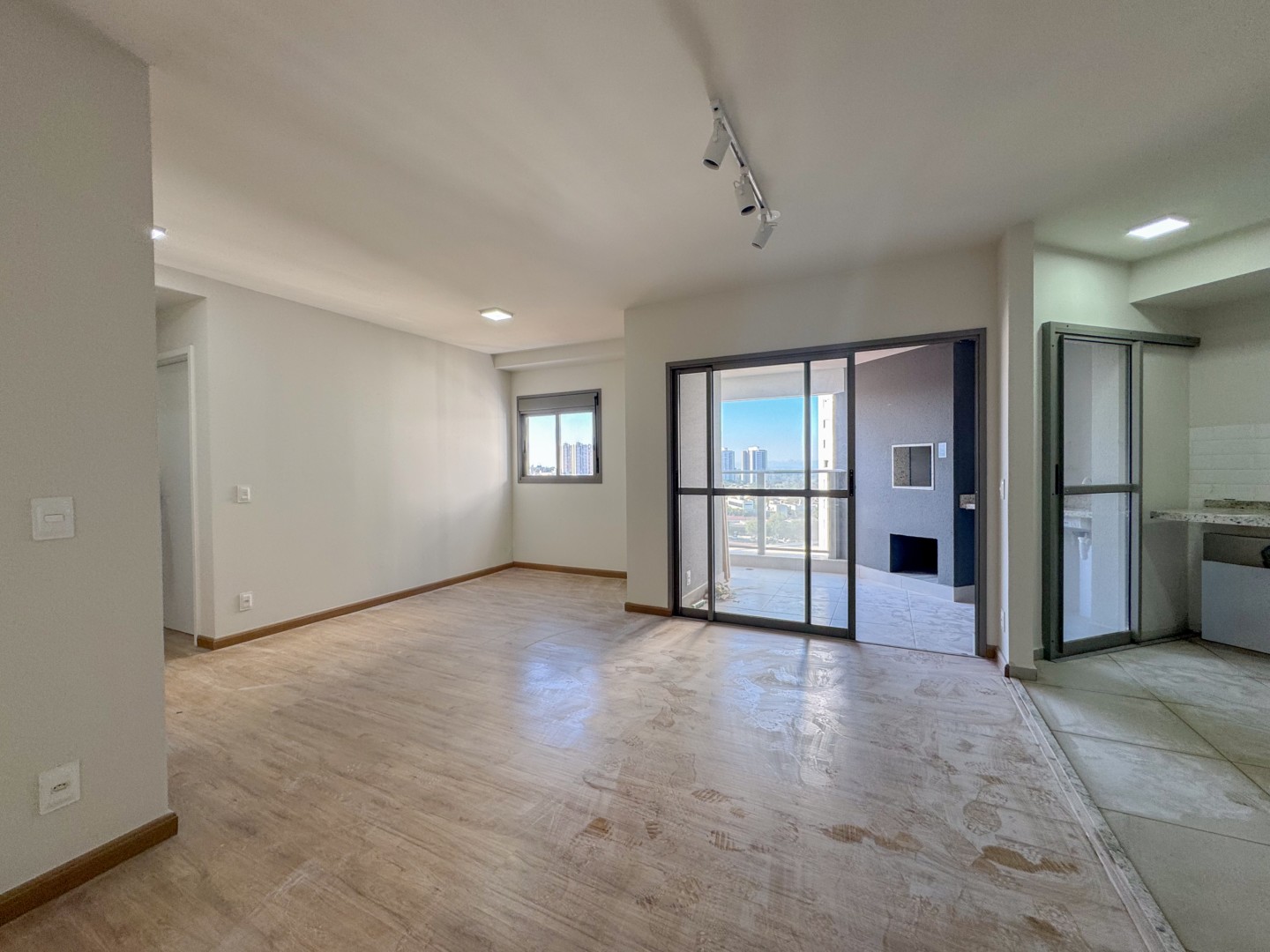 Apartamento para locação no bairro Gleba Palhano de Londrina - Foto 6