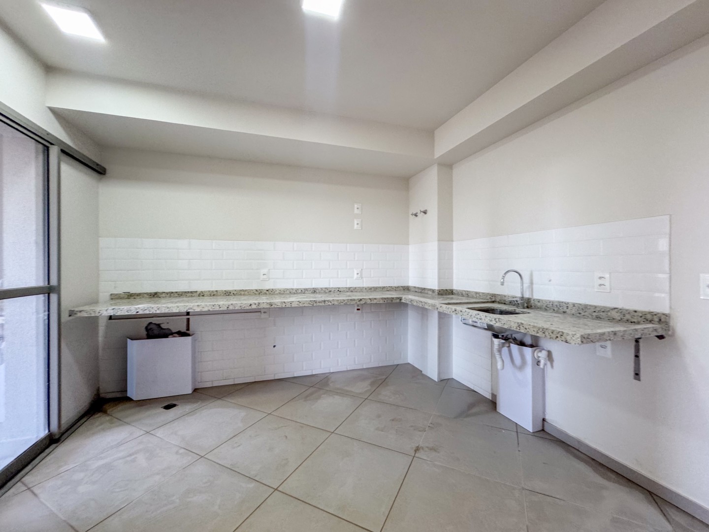Apartamento para locação no bairro Gleba Palhano de Londrina - Foto 17