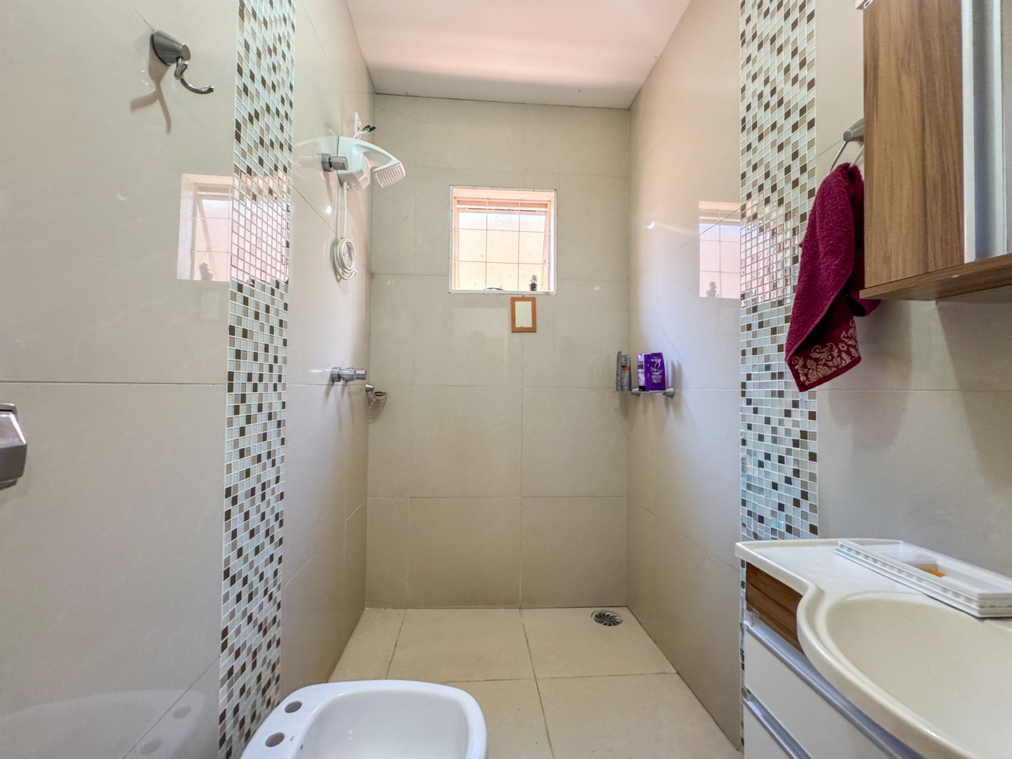 Casa Residencial para venda no bairro Jardim Perola de Londrina - Foto 19