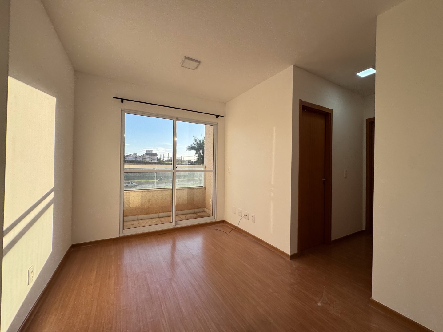Apartamento para locacao no Gleba Palhano em Londrina com 78,81m² por R$ 1.600  - Foto 3