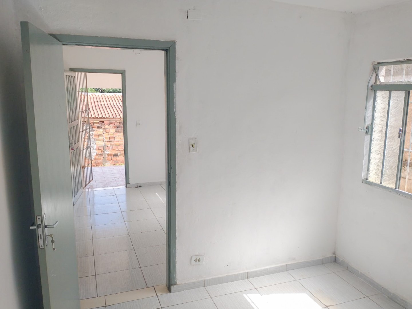 Casa Residencial para venda no bairro Bancarios de Londrina - Foto 6