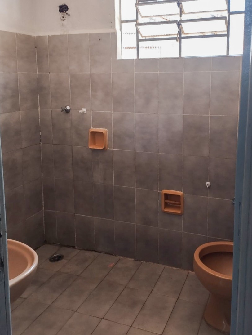 Casa Residencial para venda no bairro Bancarios de Londrina - Foto 10