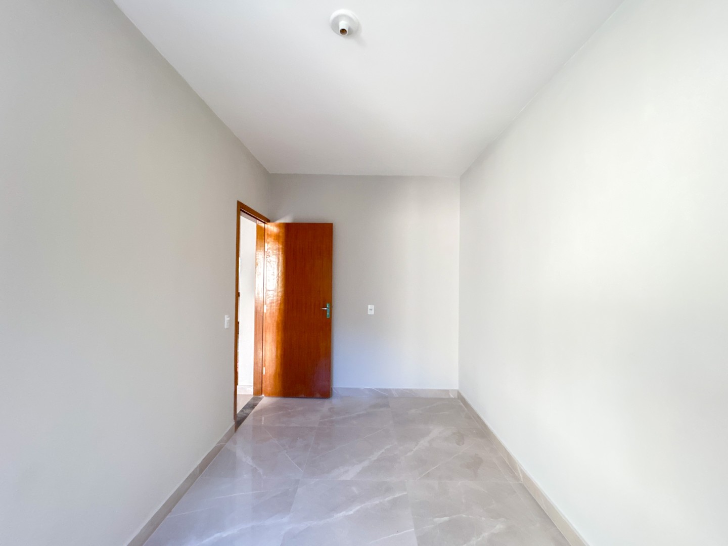 Casa Residencial para venda no bairro Cinco Conjuntos de Londrina - Foto 7