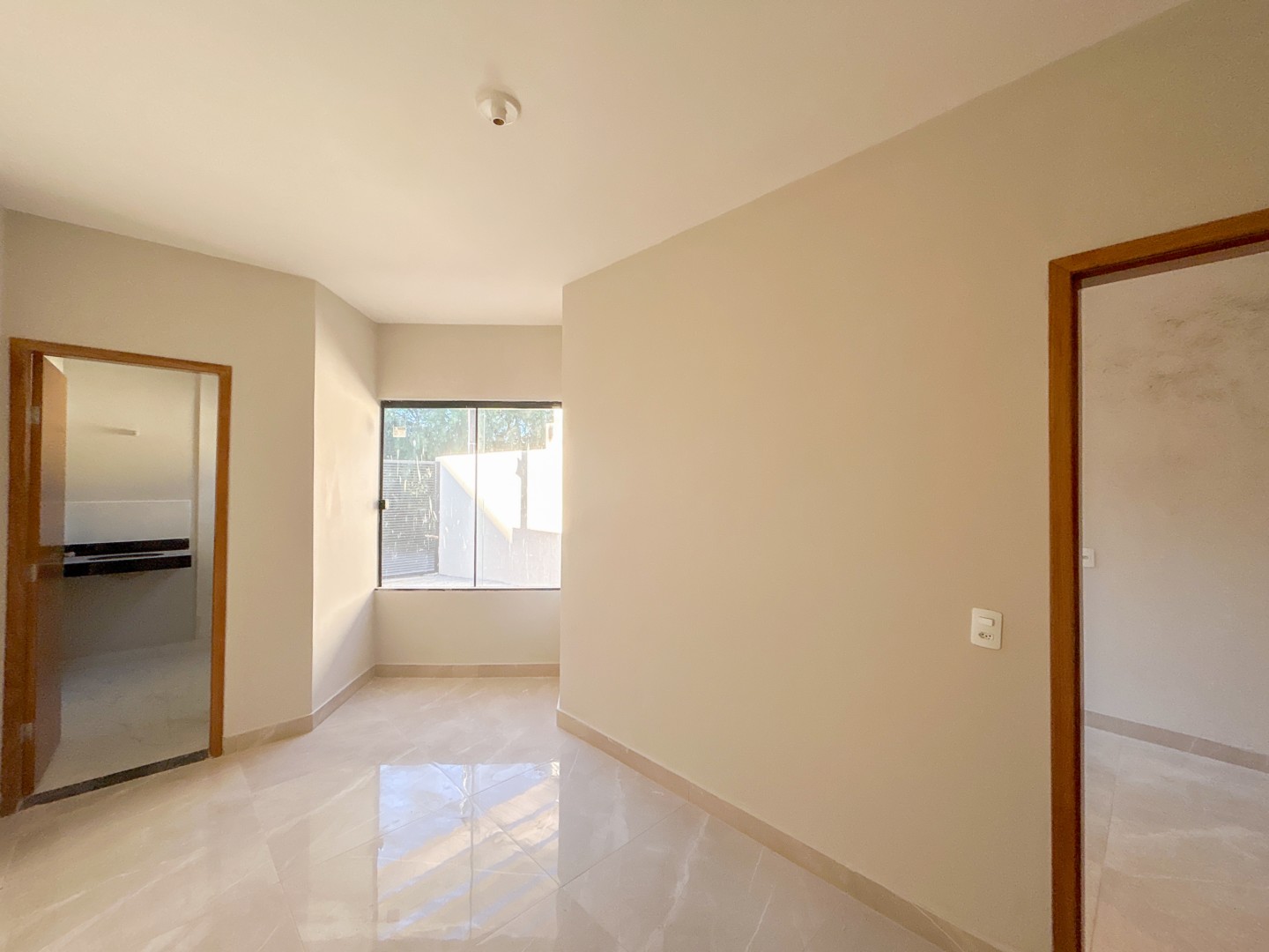 Casa Residencial para venda no bairro Cinco Conjuntos de Londrina - Foto 5