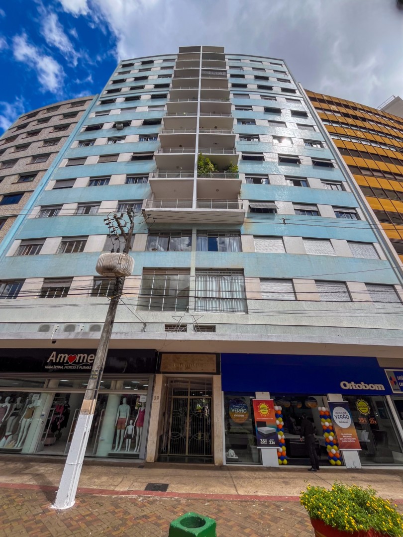 Apartamento para locacao no Centro em Londrina com 199,75m² por R$ 1.400