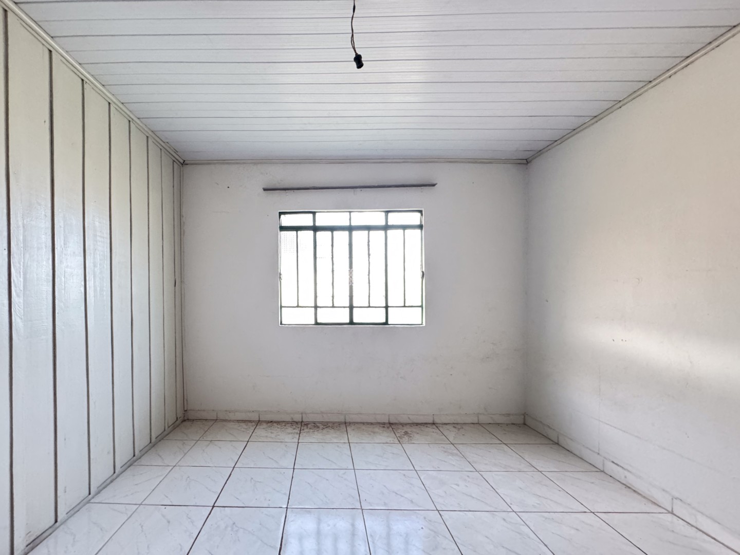 Casa Residencial para locação no bairro Jardim Tabapua de Londrina - Foto 13