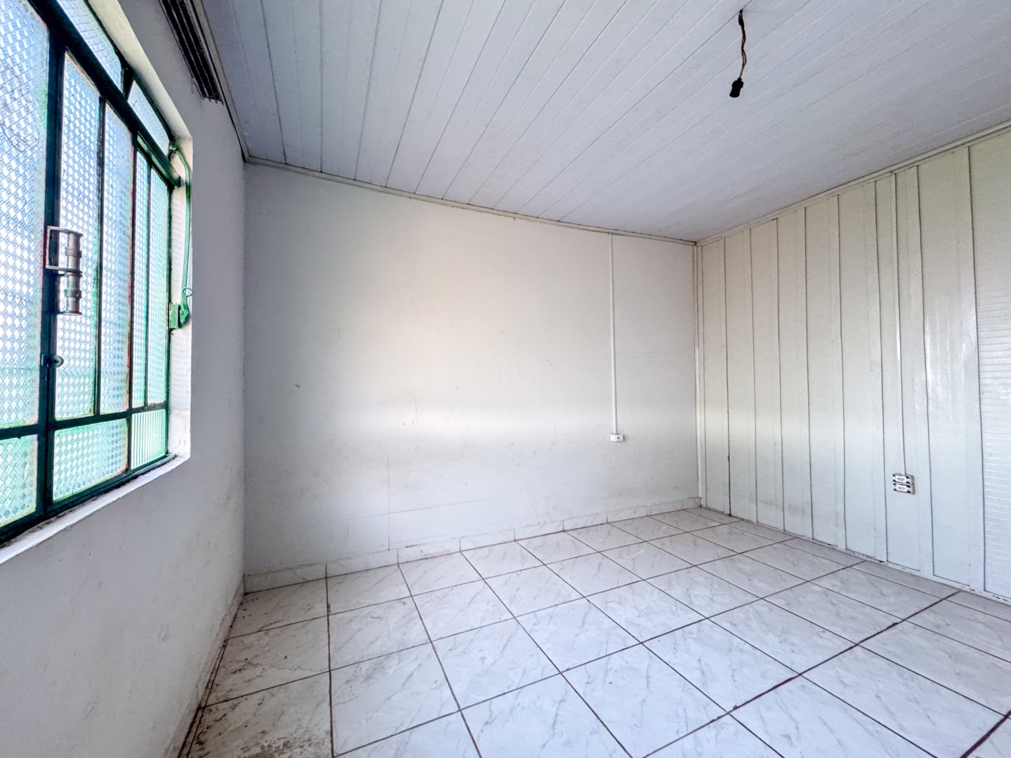Casa Residencial para locação no bairro Jardim Tabapua de Londrina - Foto 16
