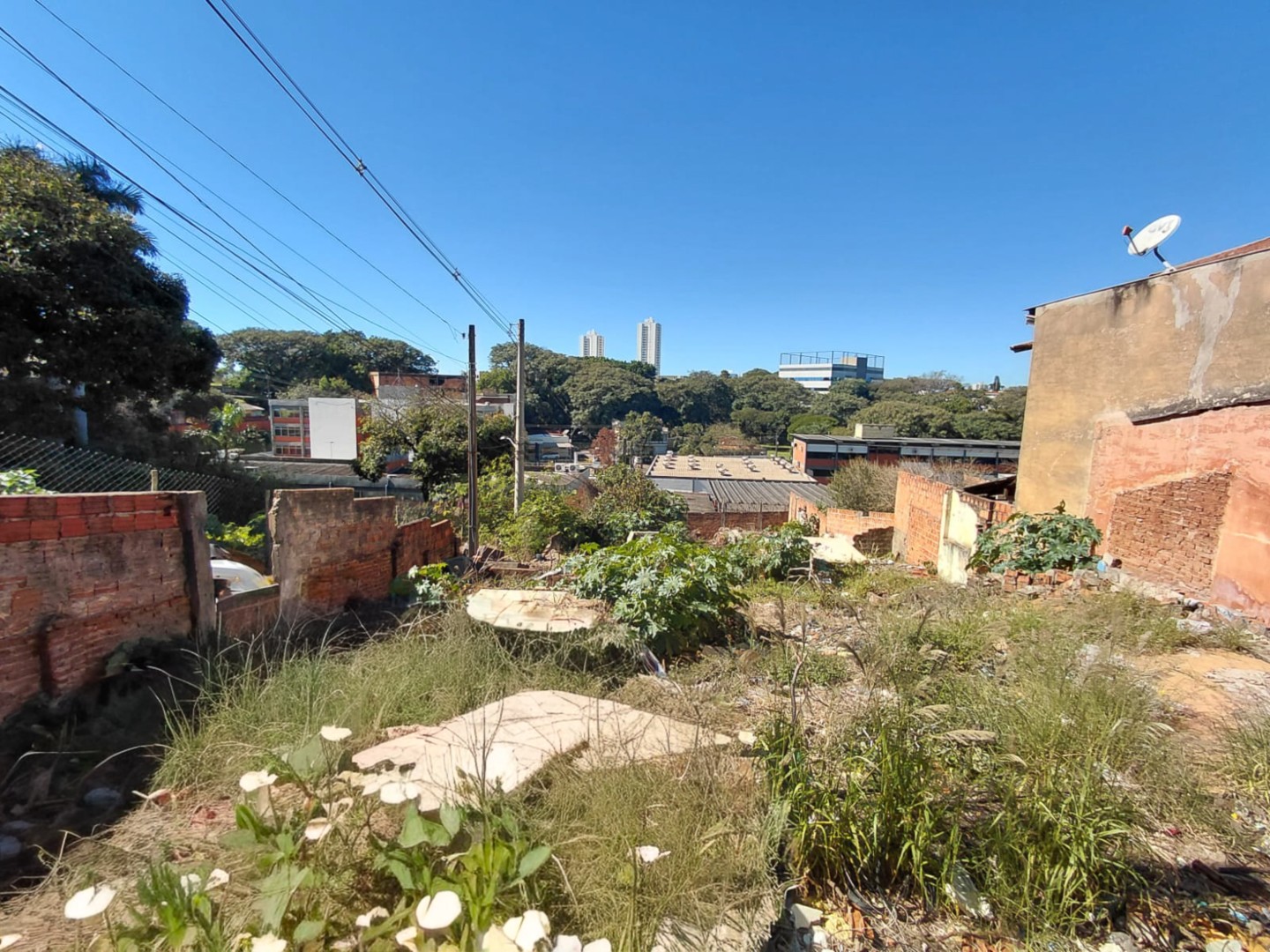 Terreno à venda em Centro, Londrina — Portal Chave Fácil