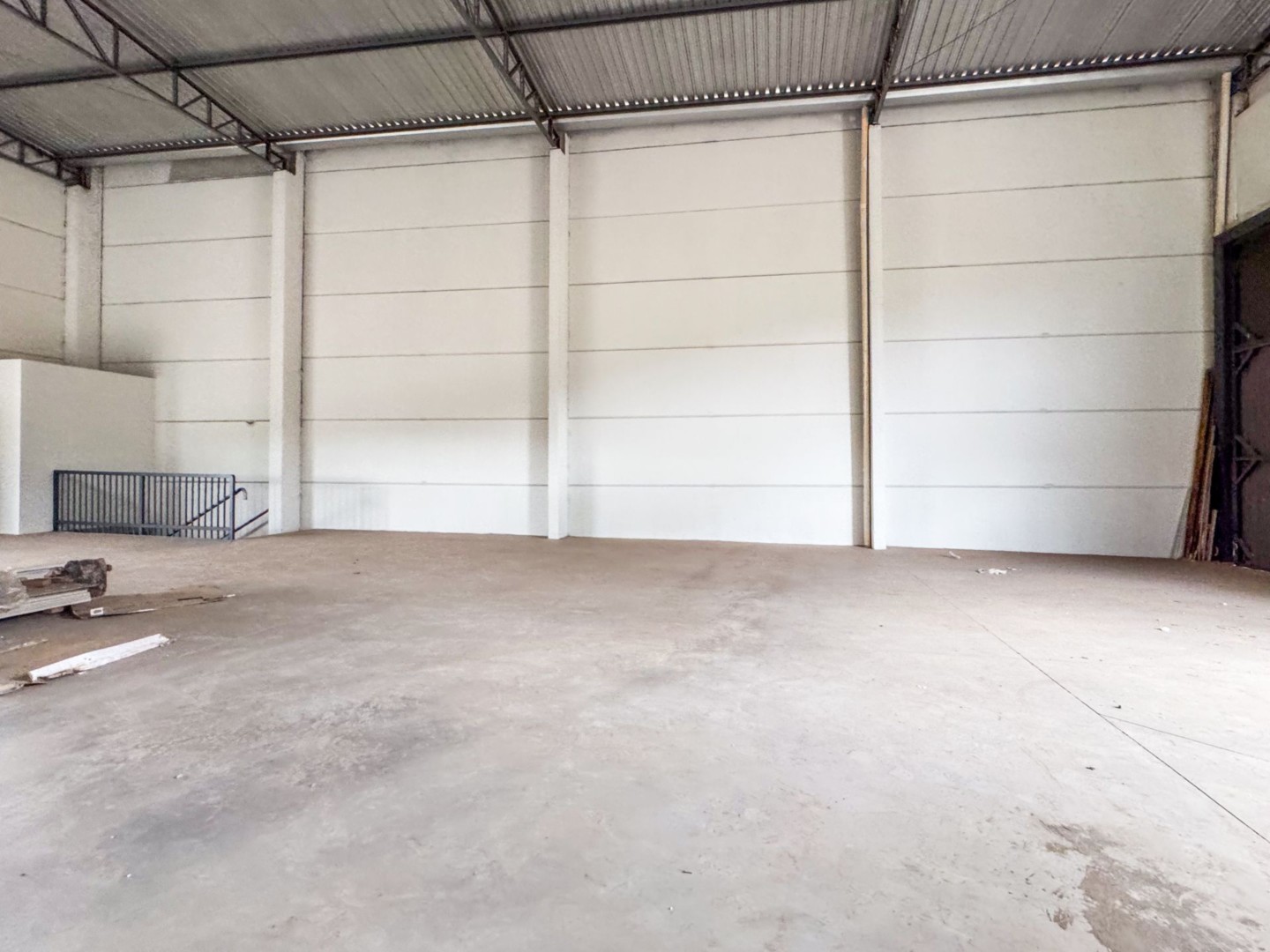 Barracão/Galpão para alugar em Portal De Versalhes, Londrina — Portal Chave Fácil