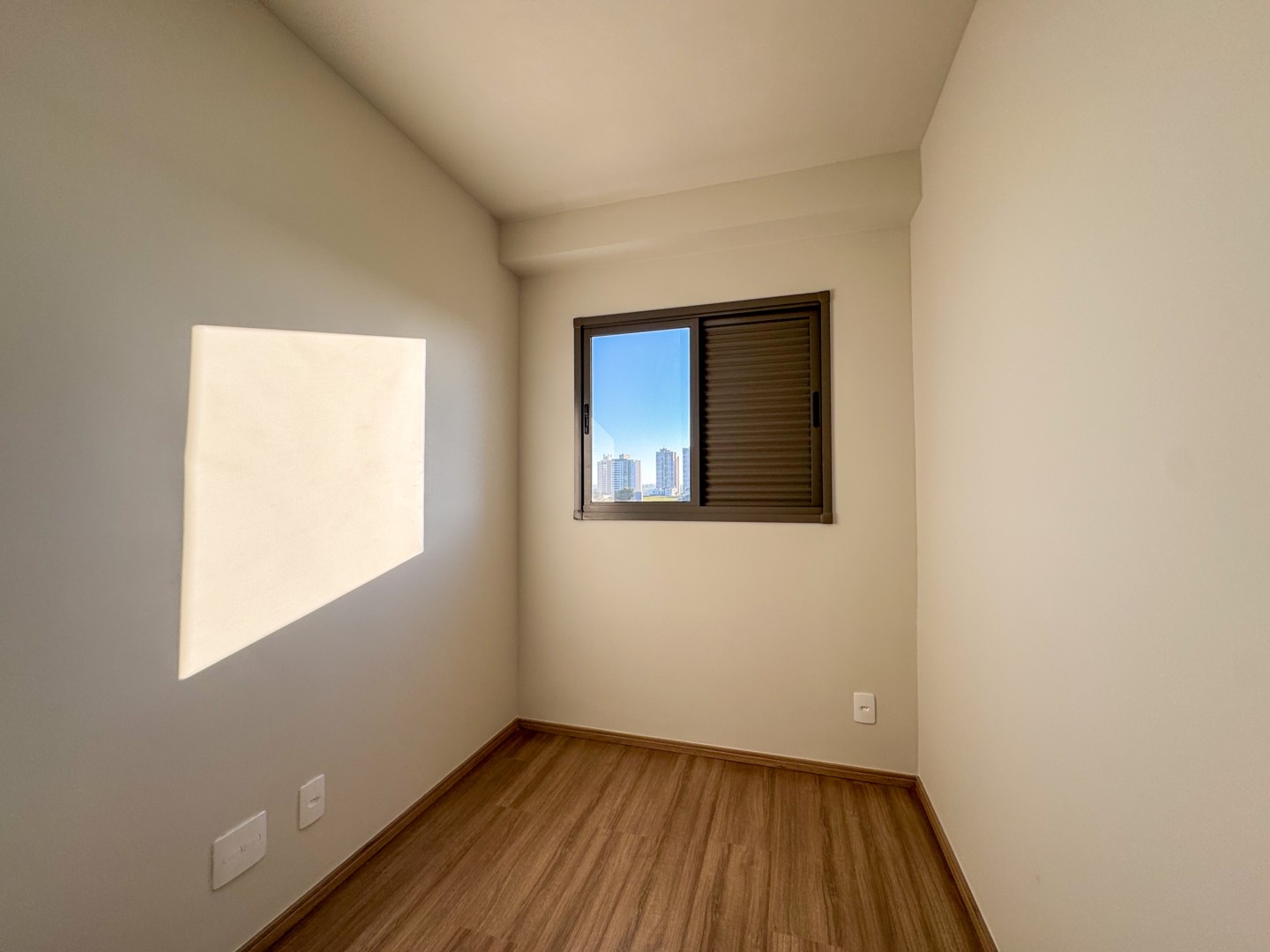 Apartamento para locação no bairro Aurora de Londrina - Foto 15
