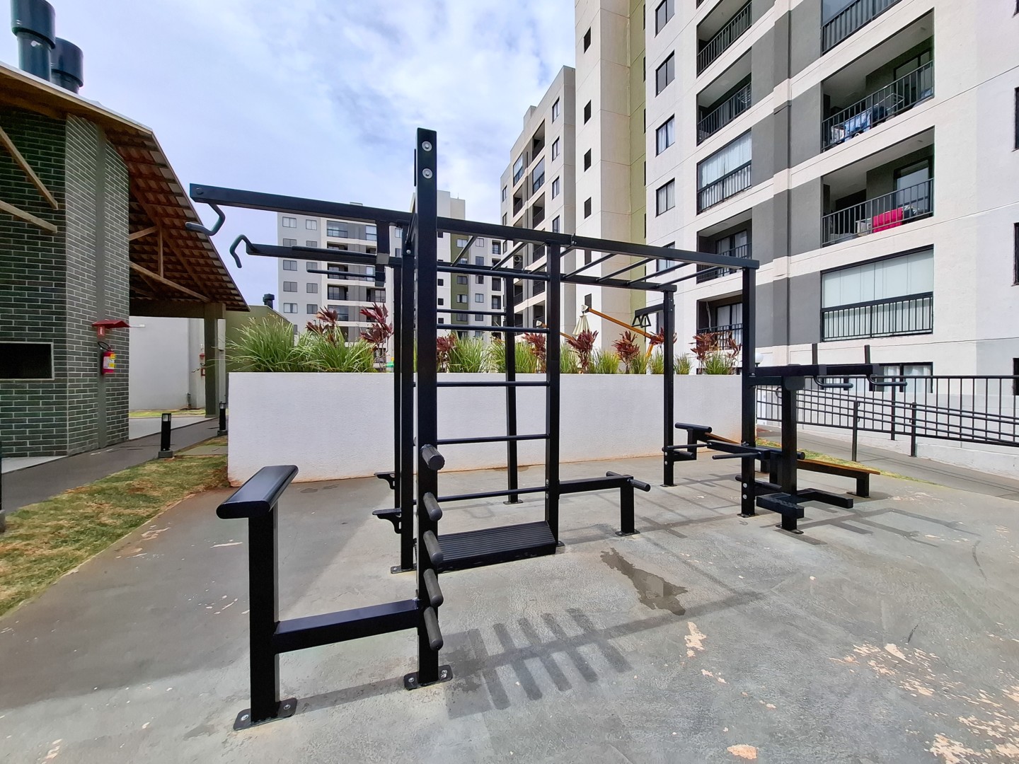 Apartamento para venda no bairro Olimpico de Londrina - Foto 9