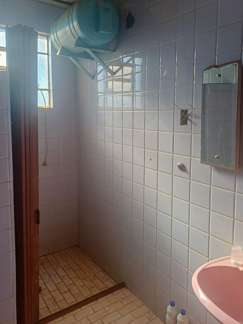 Casa Residencial para venda no bairro Chacaras Pietraroia de Londrina - Foto 7