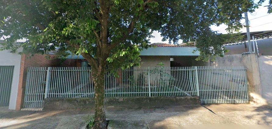Casa Residencial para venda no Chacaras Pietraroia em Londrina com 192m² por R$ 450.000