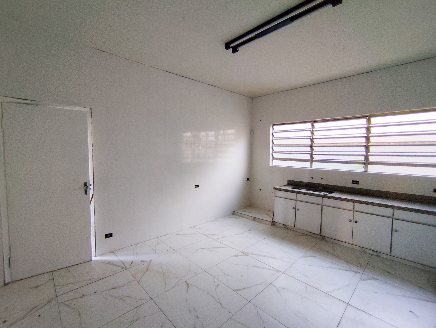 Casa Comercial para locação no bairro Vila Ipiranga de Londrina - Foto 28