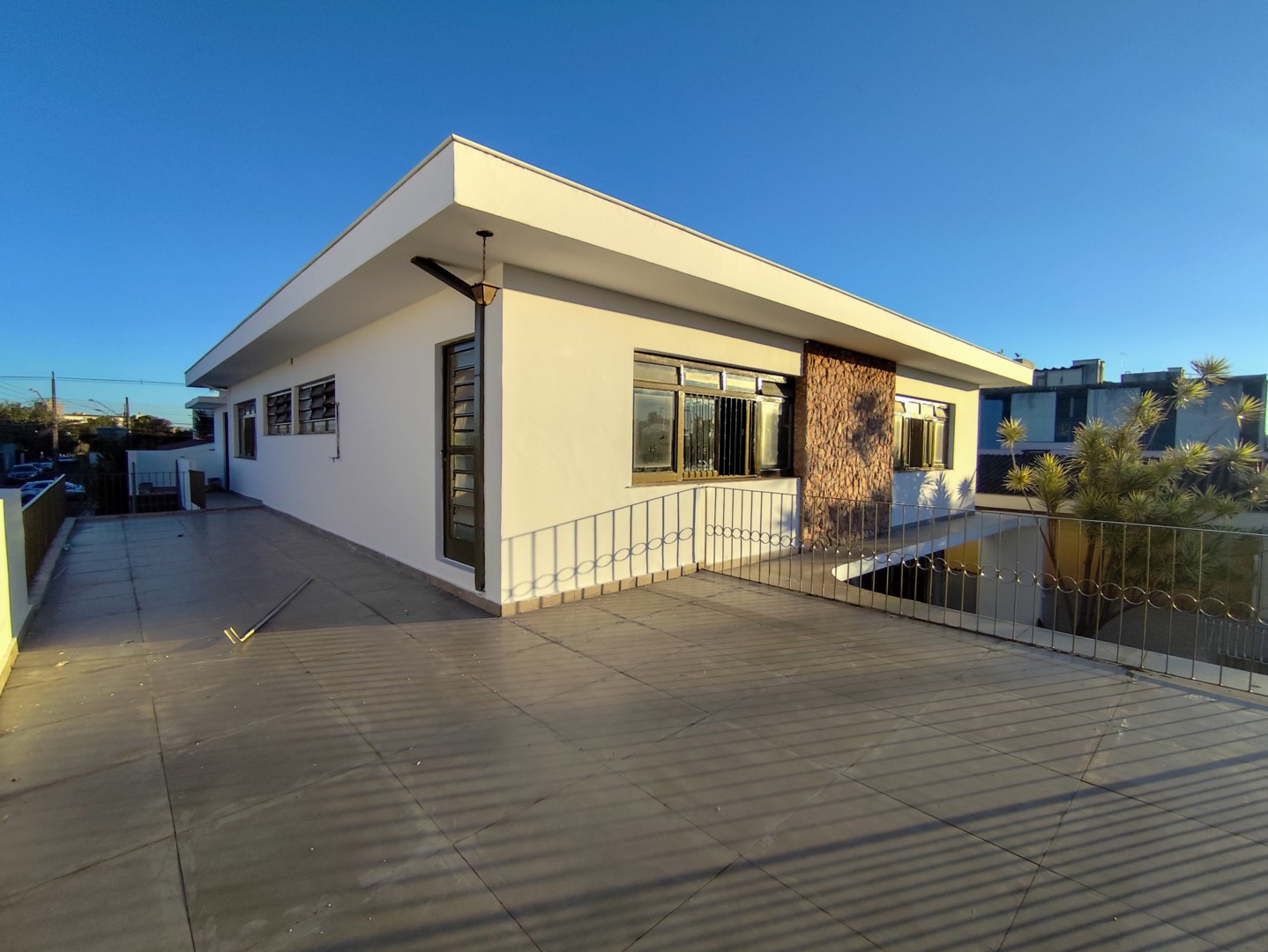 Casa Comercial para locação no bairro Vila Ipiranga de Londrina - Foto 25