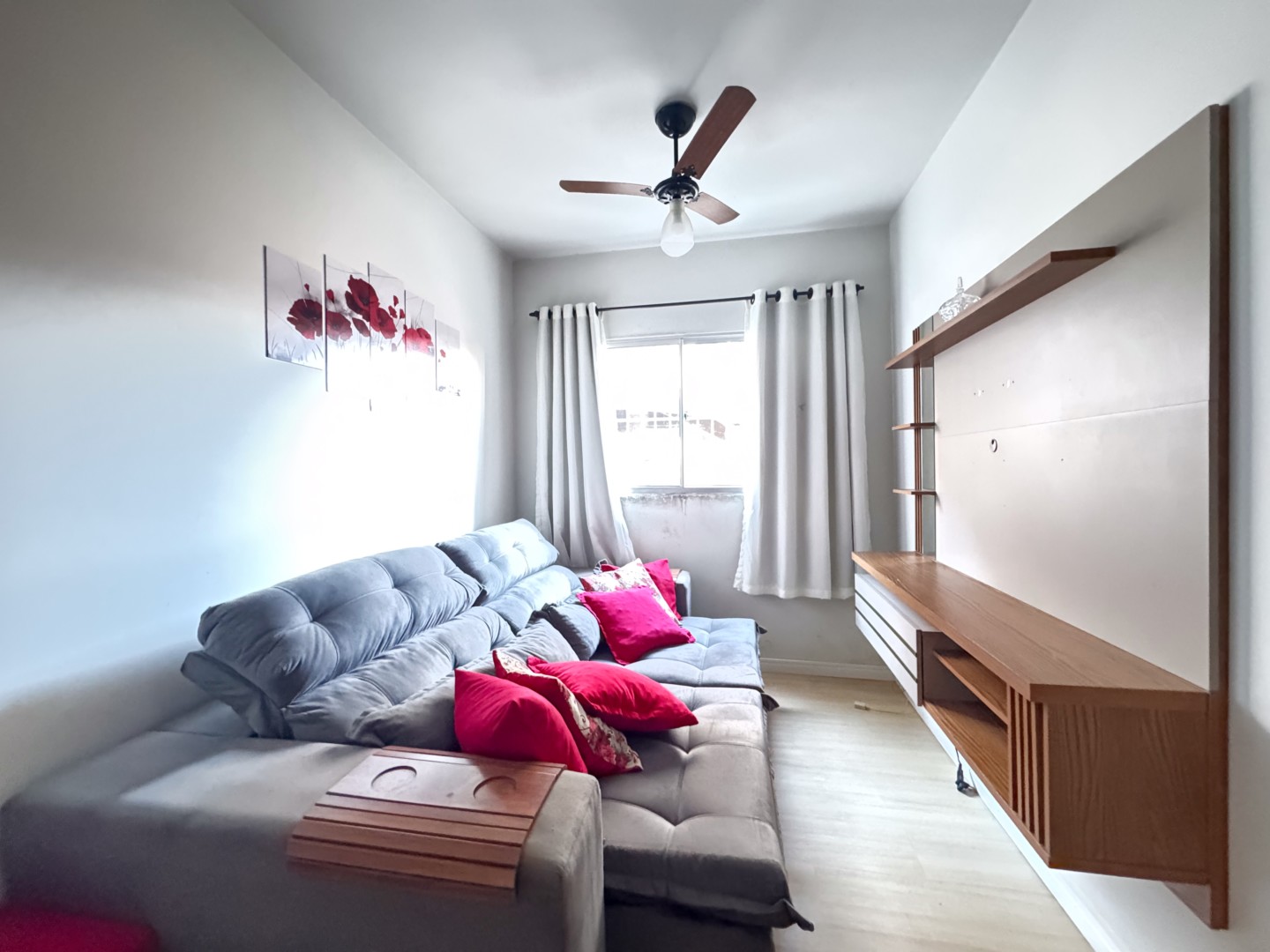 Apartamento para venda no Vale dos Tucanos em Londrina com 65m² por R$ 300.000  - Foto 3