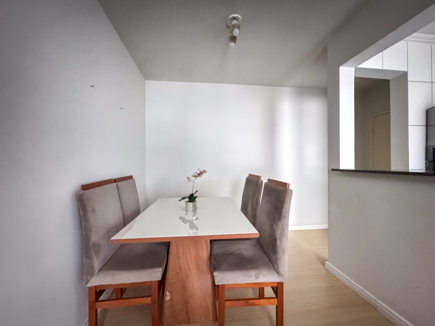 Apartamento para venda no bairro Vale dos Tucanos de Londrina - Foto 8