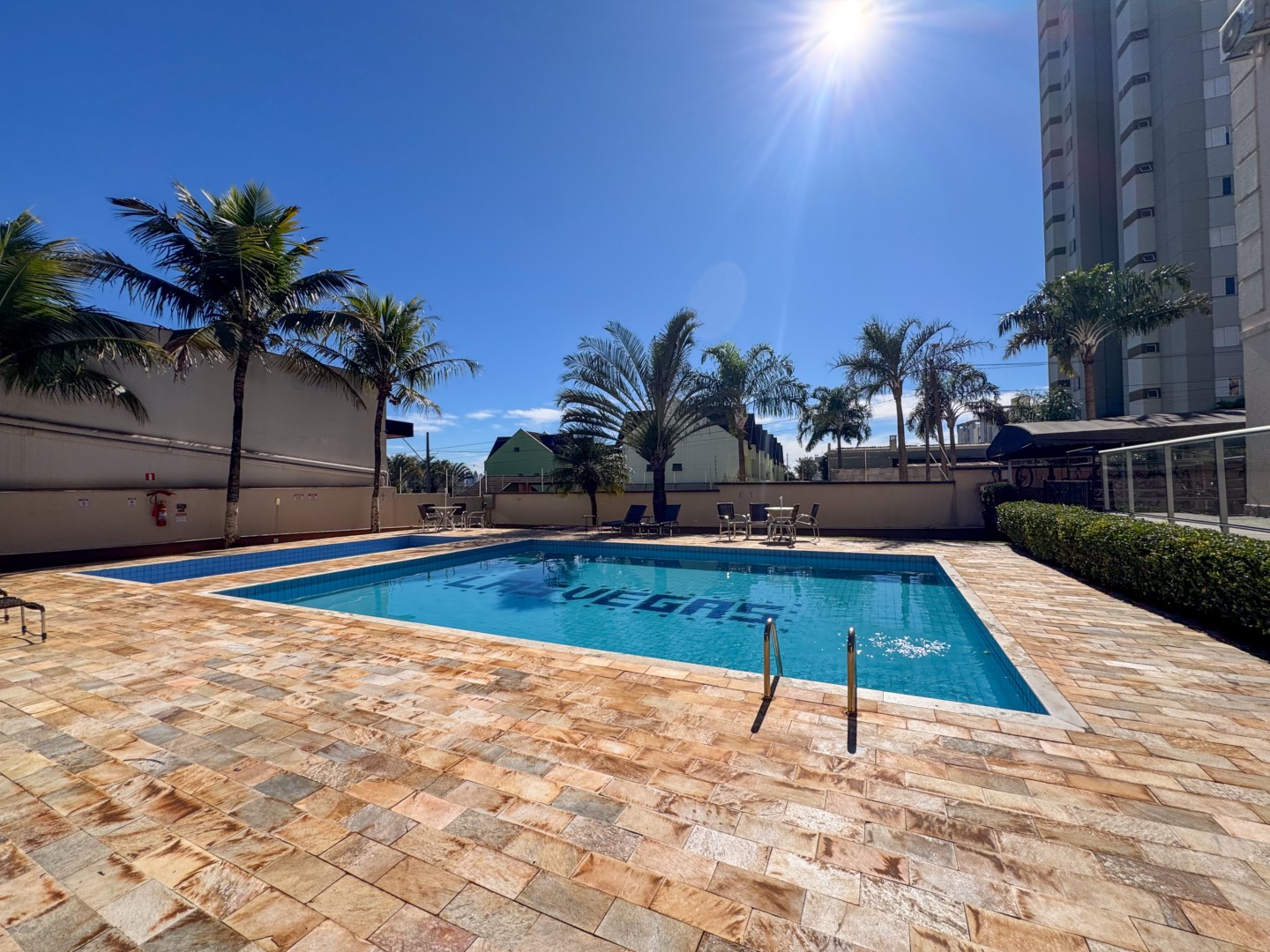Apartamento para venda no bairro Vale dos Tucanos de Londrina - Foto 32