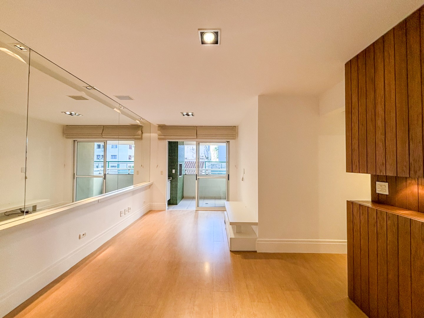 Apartamento para locacao no Centro em Londrina com 139,29m² por R$ 2.950,00 - Foto 2