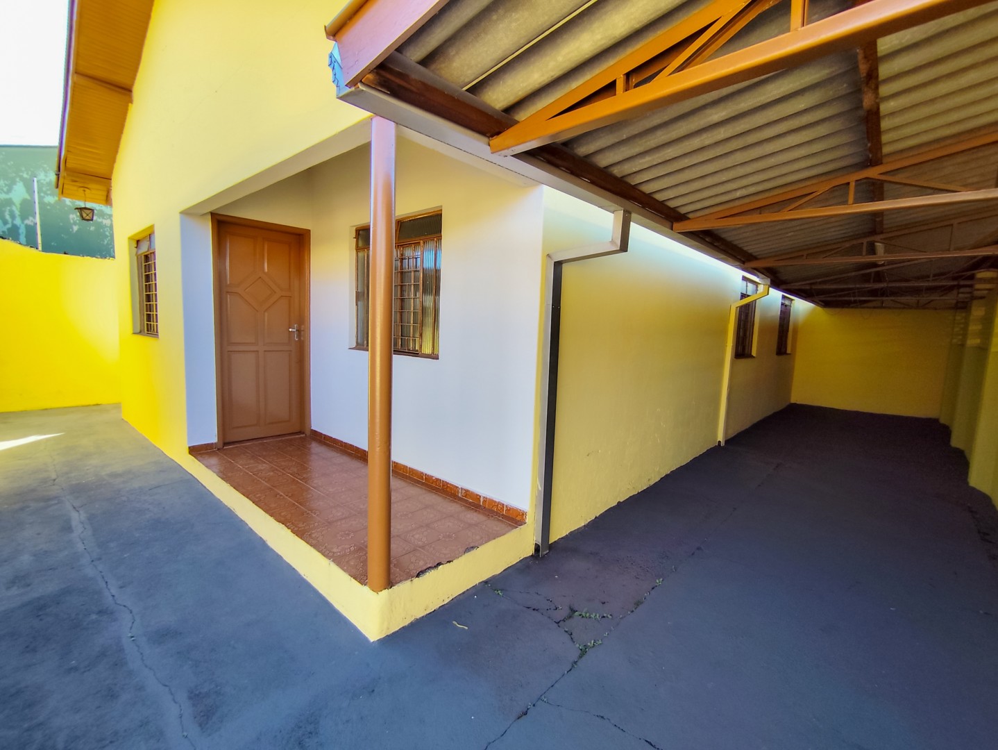 Casa para alugar em Antares, Londrina — Portal Chave Fácil