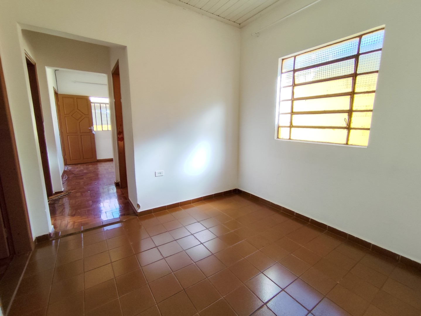 Casa para alugar em Antares, Londrina — Portal Chave Fácil