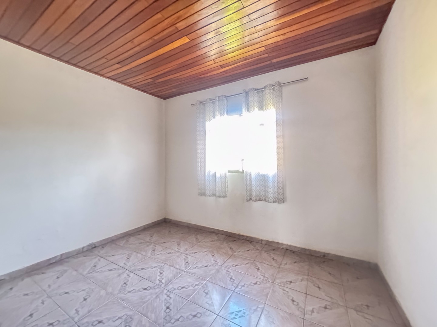 Casa Residencial para venda no bairro Giovani Lunardelli de Londrina - Foto 7