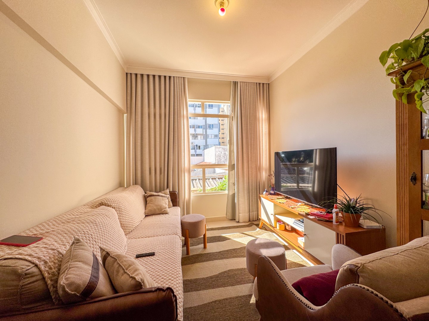 Apartamento para locacao no Centro em Londrina com 88,78m² por R$ 1.650,00  - Foto 2
