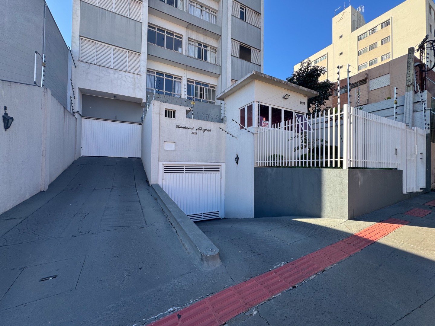 Apartamento para locacao no Centro em Londrina com 88,78m² por R$ 1.650,00  - Foto 1