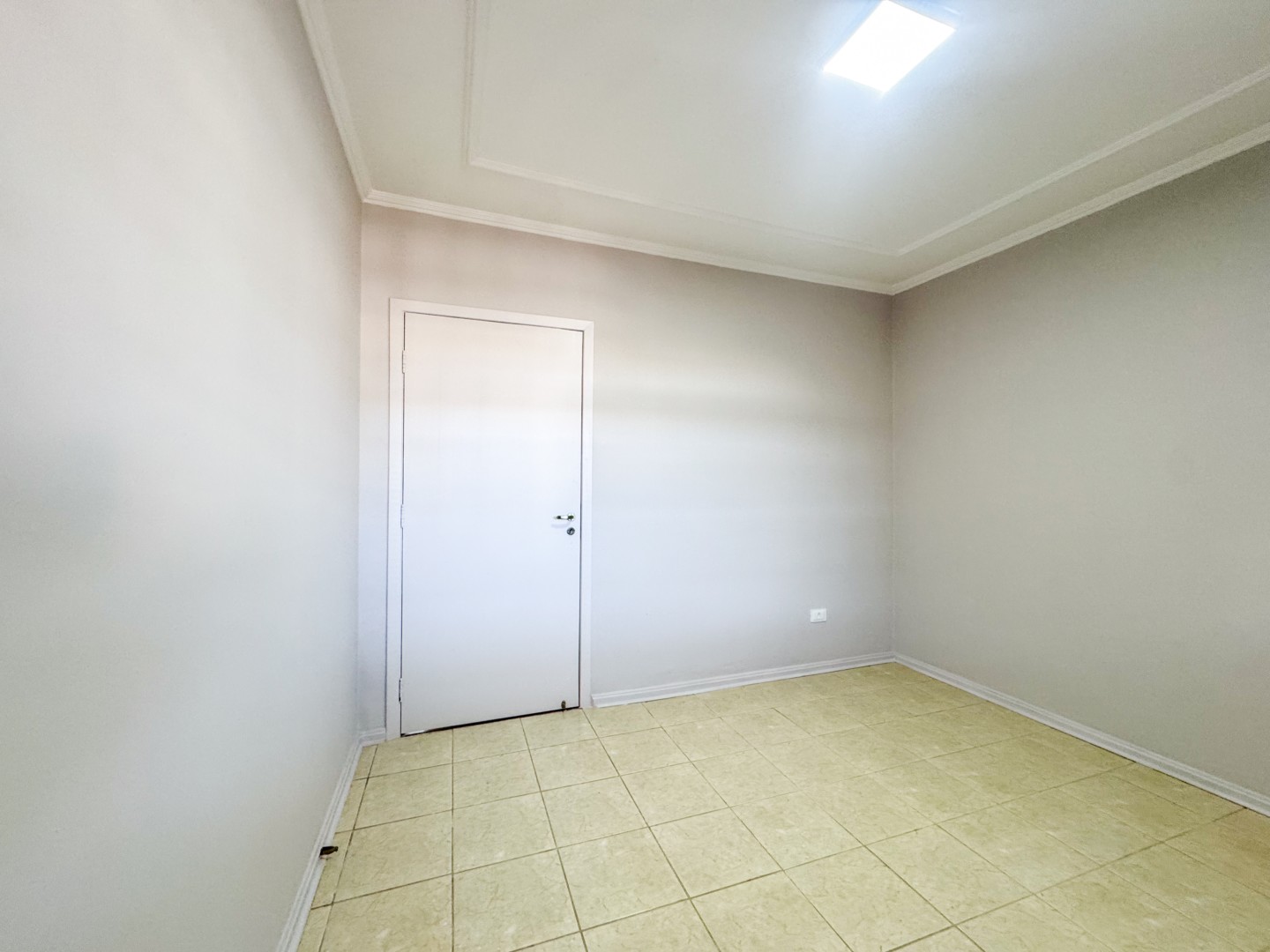 Casa Comercial para locação no bairro Ipanema de Londrina - Foto 6