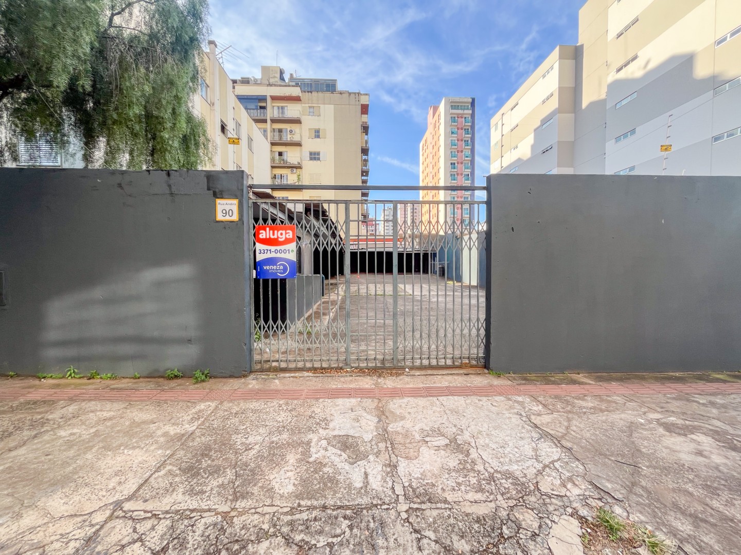 Terreno para locacao no Centro em Londrina com 429m² por R$ 4.000 - Foto 1