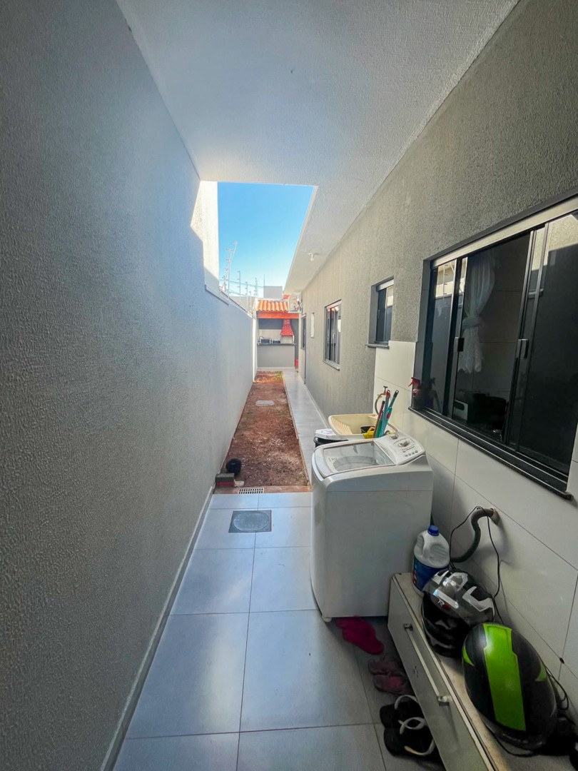 Casa Residencial para venda no bairro Jose Garcia Molina de Londrina - Foto 19