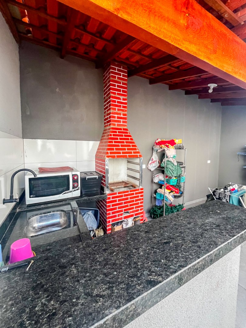 Casa Residencial para venda no bairro Jose Garcia Molina de Londrina - Foto 16
