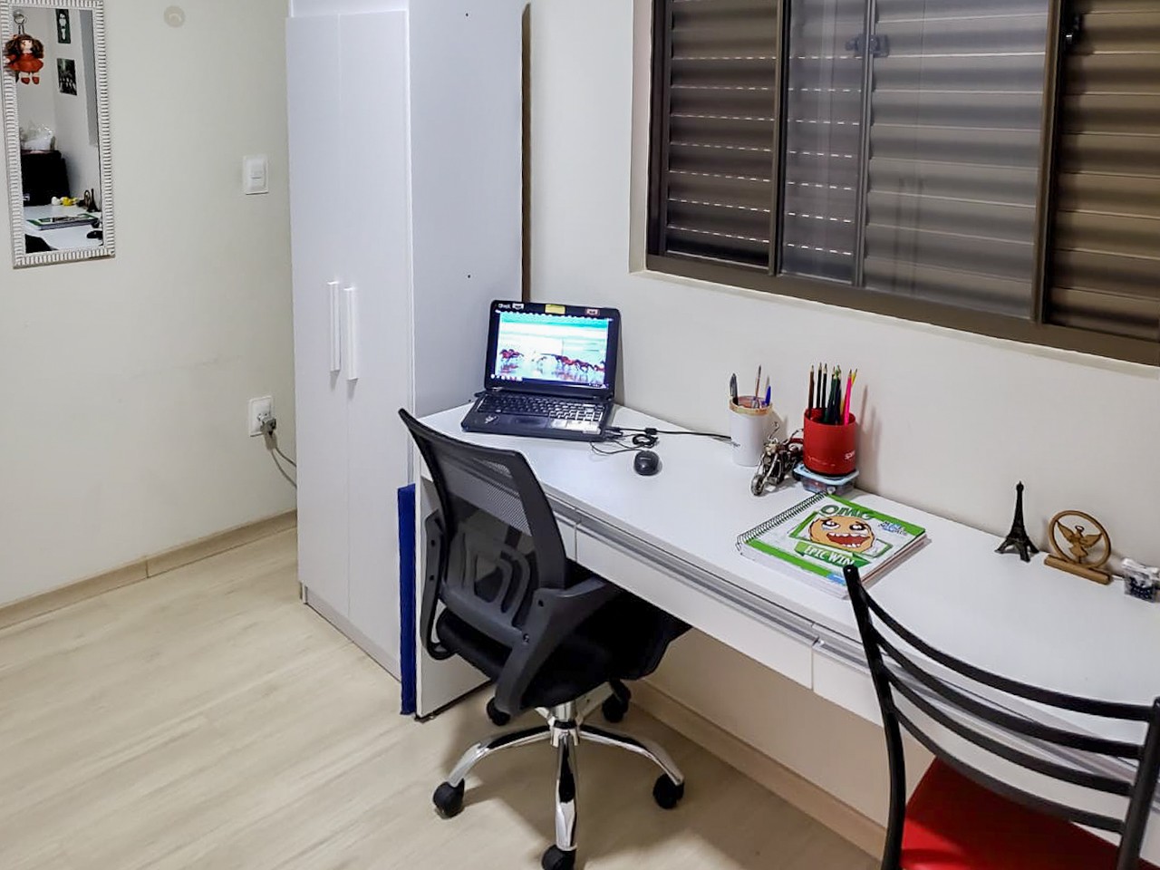 Apartamento para venda no bairro Jardim dos Estados de Londrina - Foto 4