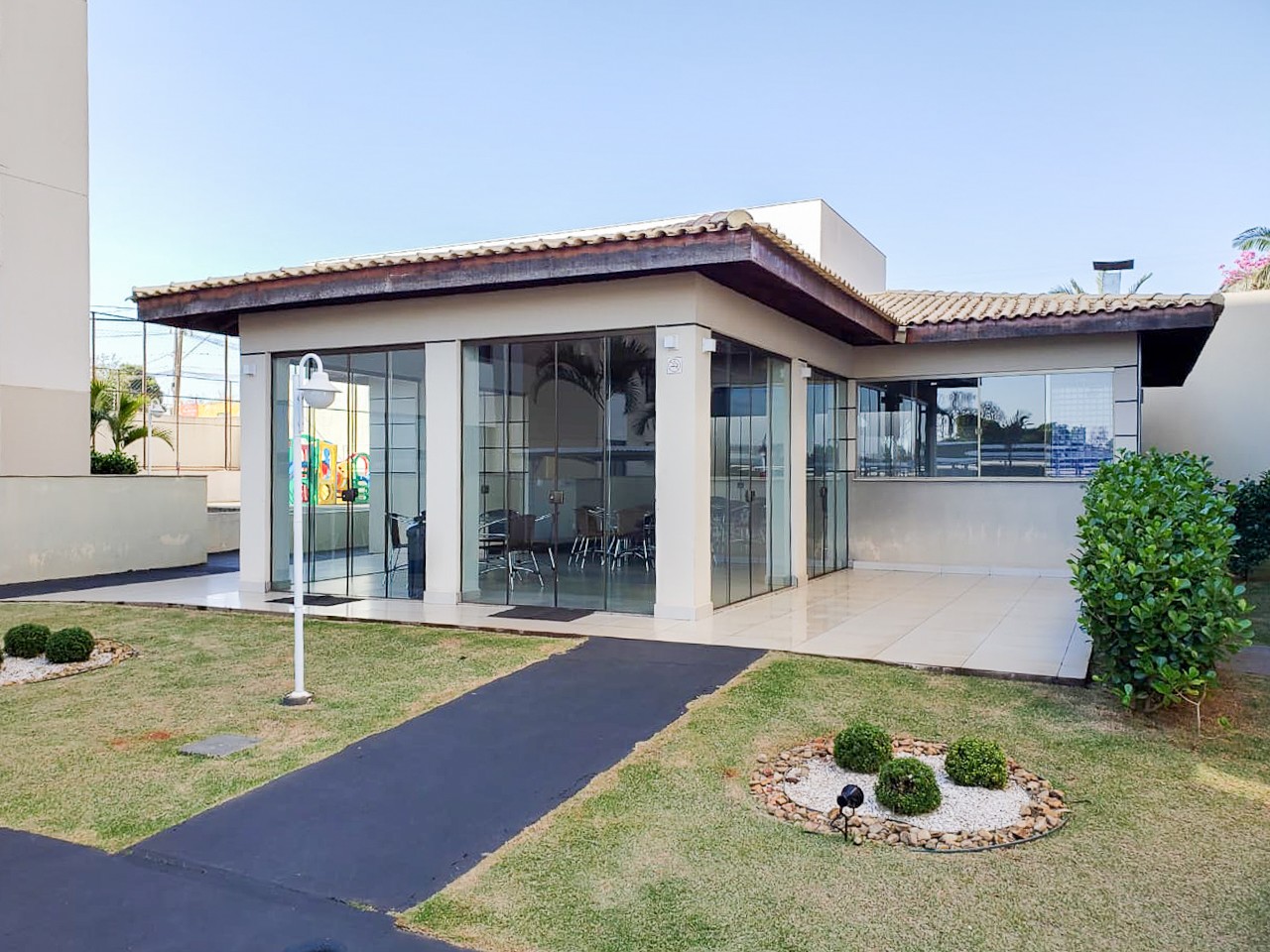 Apartamento para venda no bairro Jardim dos Estados de Londrina - Foto 9